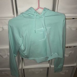 Gym shark cropped hoodie